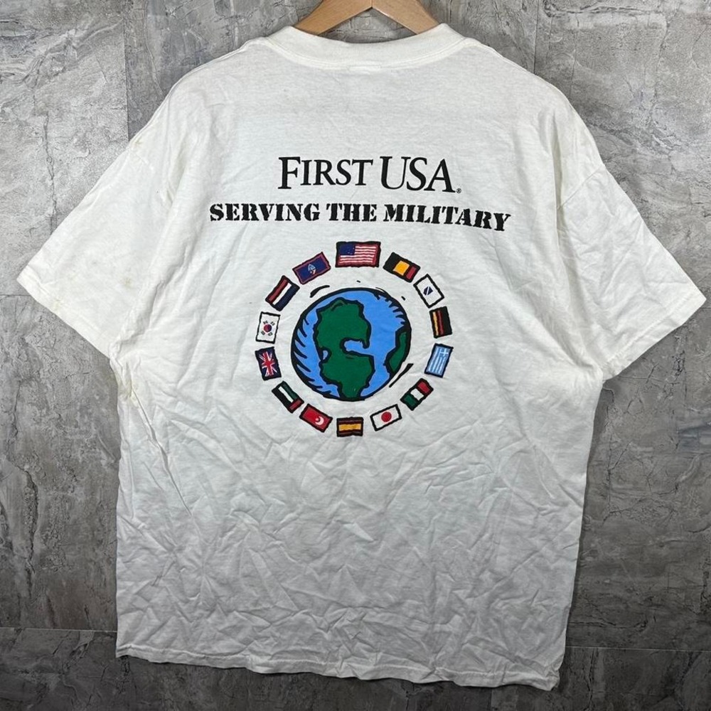 Vintage First USA bank Serving The Military Back Graphic Size Men's XL